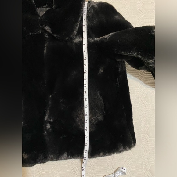 New York & Company Black Faux Fur Coat Size L/XL NWT - Picture 9 of 11